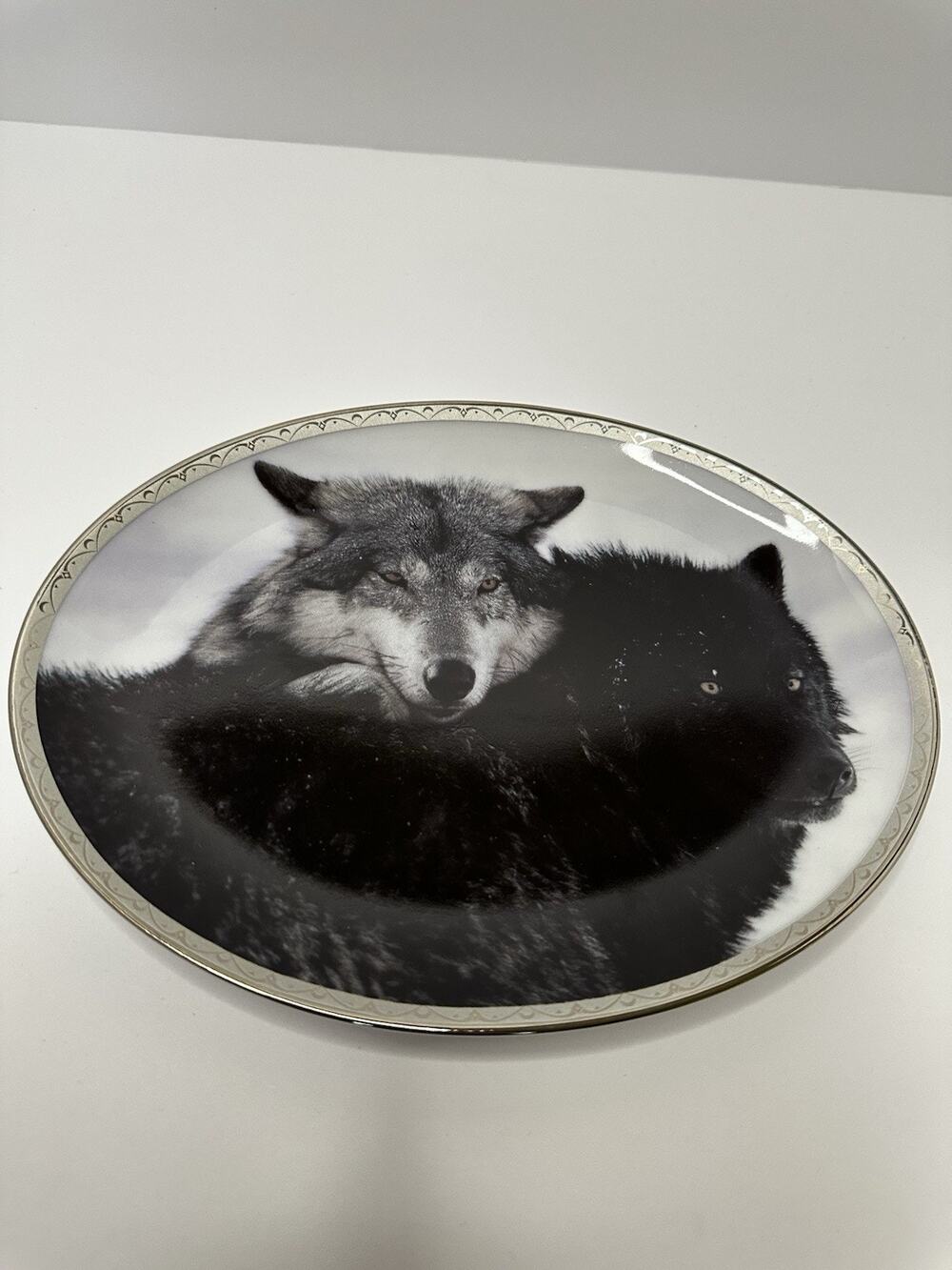 Bradford Exchange Devotion Wolf Plate Jim Dutcher Tender Moments 1998 COA